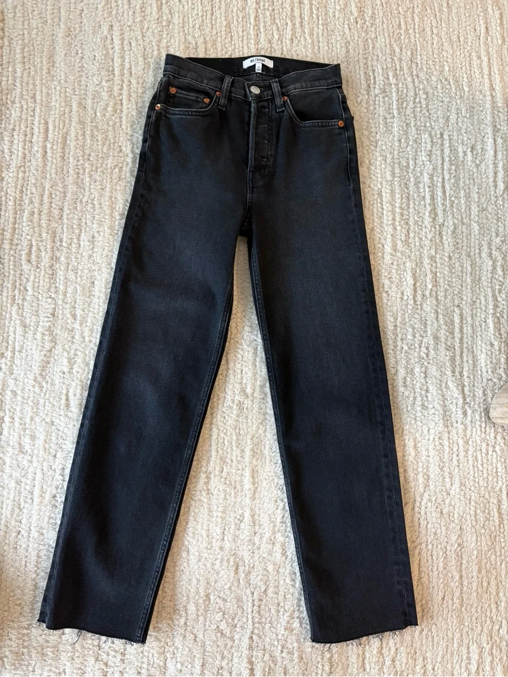 Brand new with tagsRe/Done Black High-Rise Raw Hem Stovepipe Jeans size 23 - Picture 3 of 6